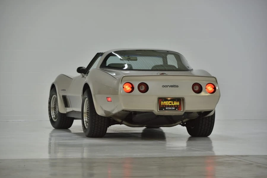 1982 Chevrolet Corvette C3 - Image 14 of 31
