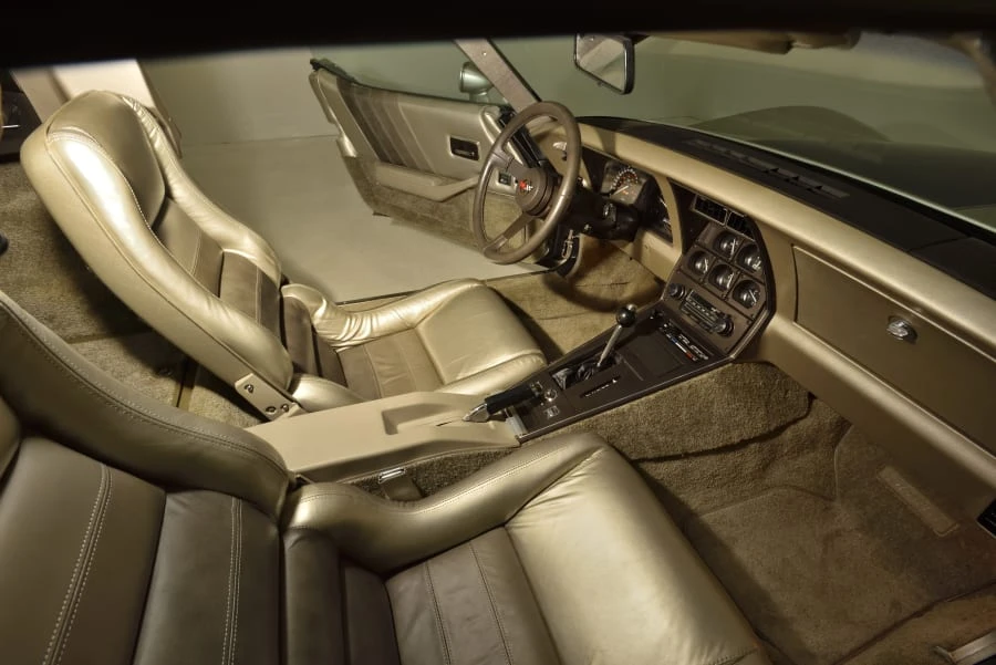 1982 Chevrolet Corvette C3 - Image 17 of 31