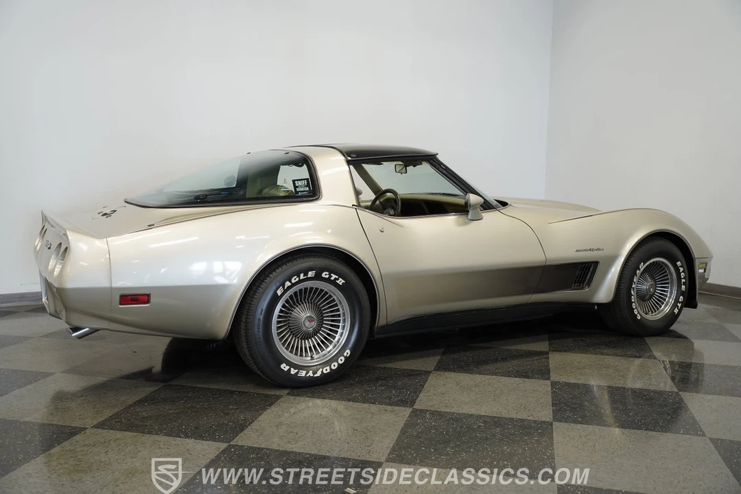 1982 Chevrolet Corvette C3 - Image 13 of 21
