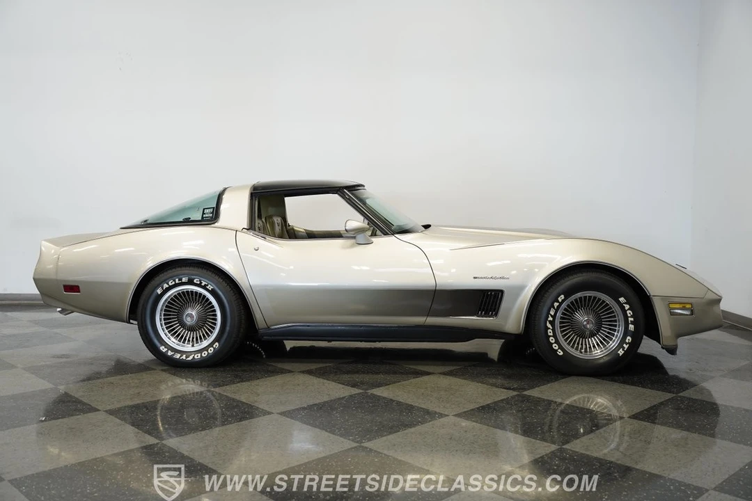 1982 Chevrolet Corvette C3 - Image 14 of 21