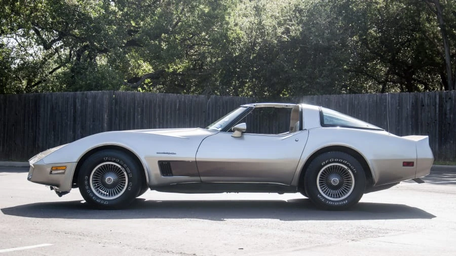 1982 Chevrolet Corvette C3 - Image 2 of 7