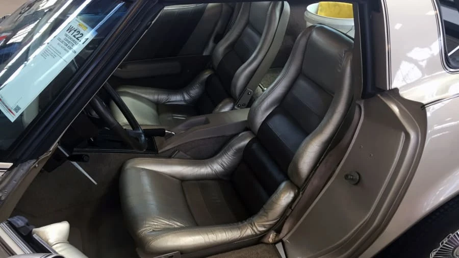 1982 Chevrolet Corvette C3 - Image 2 of 8