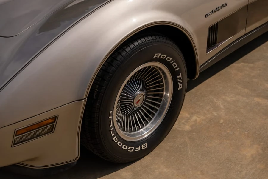 1982 Chevrolet Corvette C3 - Image 16 of 30