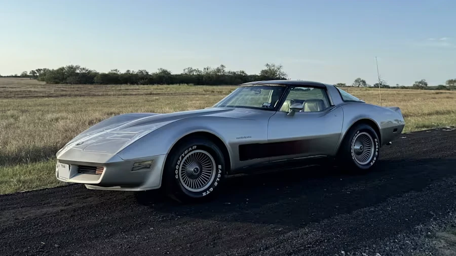 1982 Chevrolet Corvette C3 - Image 12 of 25