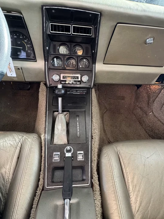 1982 Chevrolet Corvette C3 - Image 22 of 25