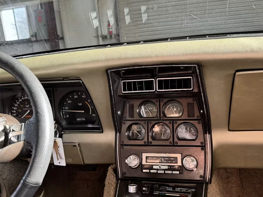 1982 Chevrolet Corvette C3 - Image 20 of 25