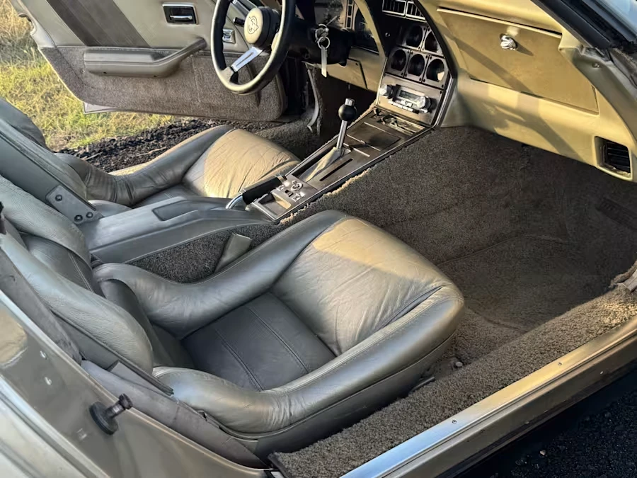1982 Chevrolet Corvette C3 - Image 18 of 25