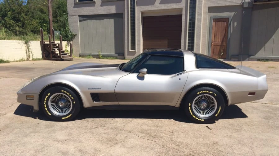 1982 Chevrolet Corvette C3 - Image 2 of 8