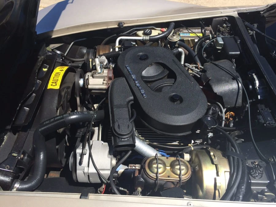 1982 Chevrolet Corvette C3 - Image 5 of 8