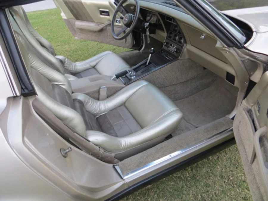 1982 Chevrolet Corvette C3 - Image 5 of 12