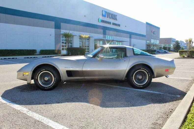 1982 Chevrolet Corvette C3 - Image 9 of 12