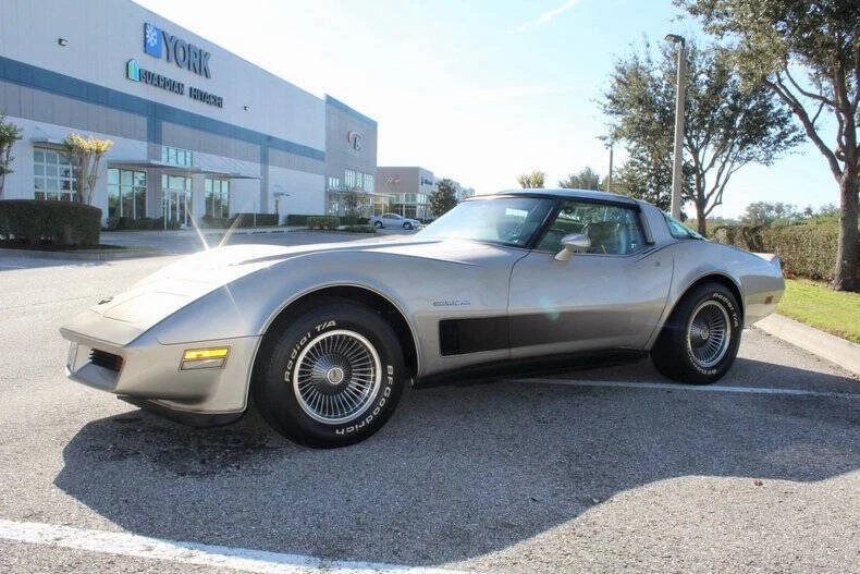 1982 Chevrolet Corvette C3 - Image 8 of 12