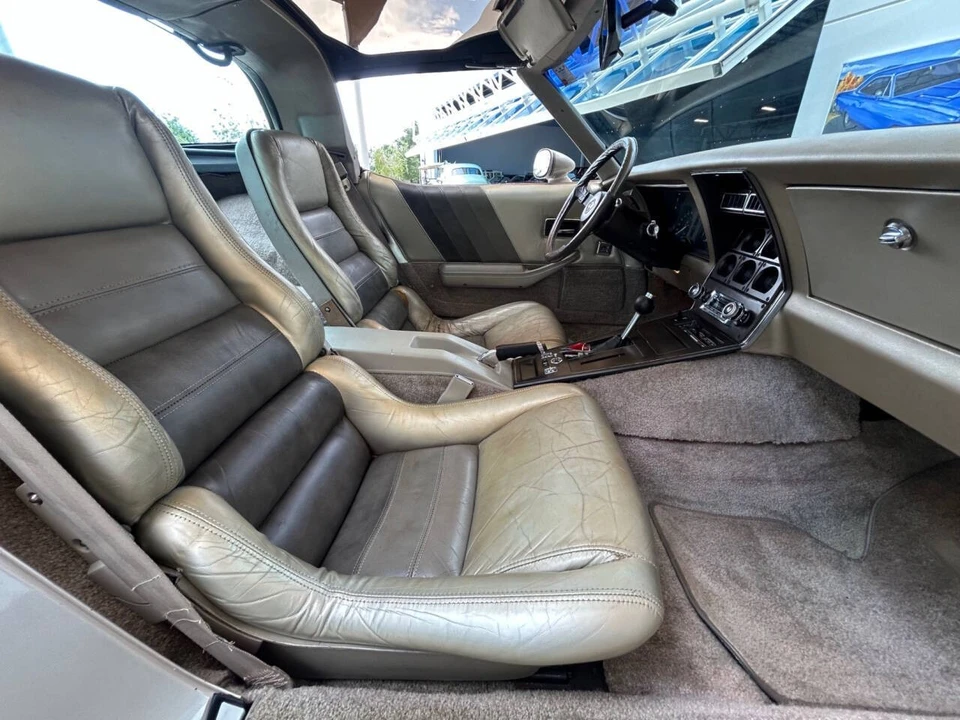 1982 Chevrolet Corvette C3 - Image 17 of 21