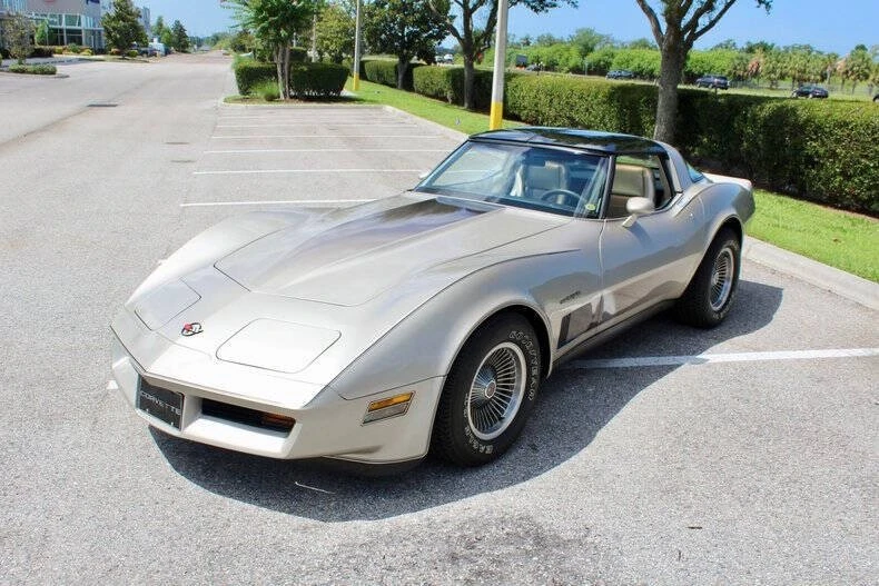 1982 Chevrolet Corvette C3 - Image 22 of 31