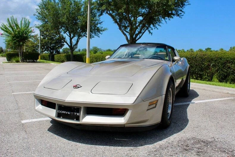 1982 Chevrolet Corvette C3 - Image 6 of 31