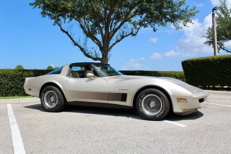 1982 Chevrolet Corvette C3 - Image 3 of 31