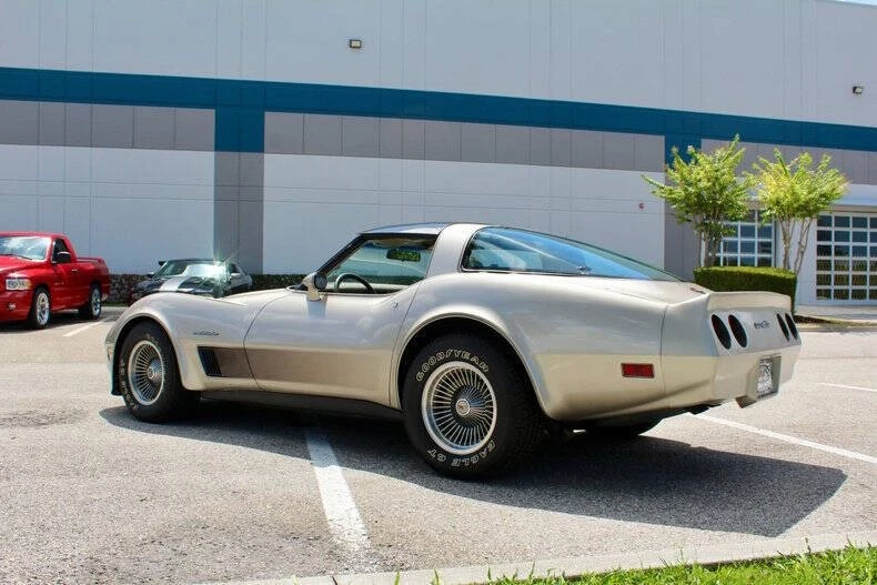 1982 Chevrolet Corvette C3 - Image 10 of 31