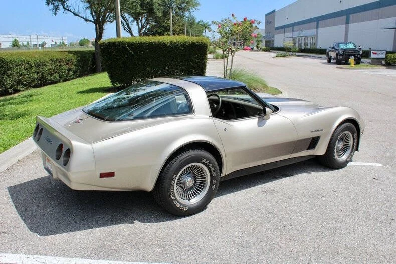 1982 Chevrolet Corvette C3 - Image 15 of 31