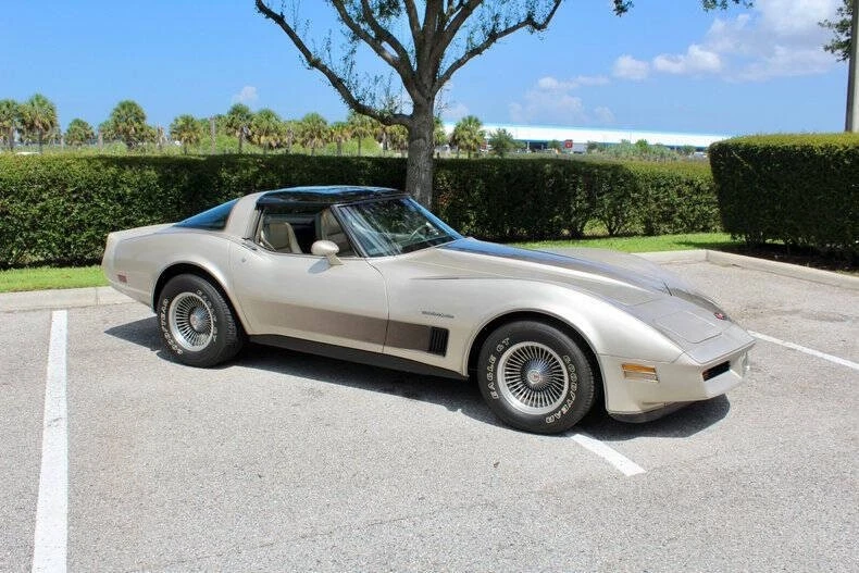 1982 Chevrolet Corvette C3 - Image 18 of 31