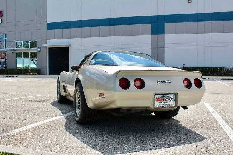 1982 Chevrolet Corvette C3 - Image 11 of 31
