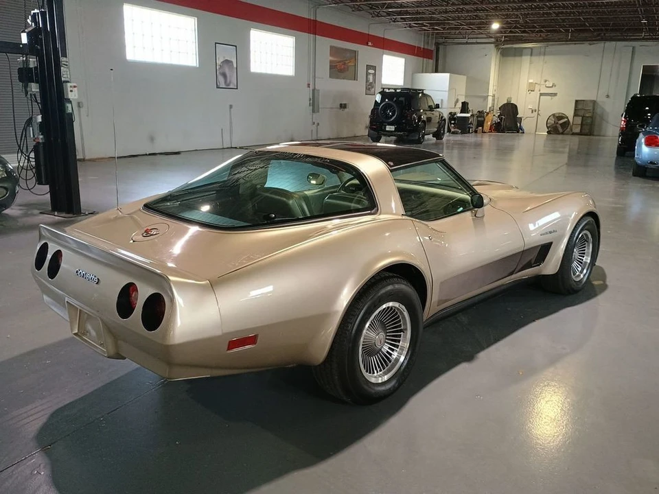 1982 Chevrolet Corvette C3 - Image 6 of 12