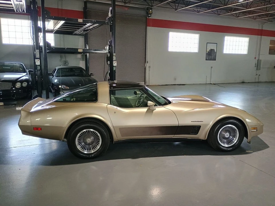 1982 Chevrolet Corvette C3 - Image 7 of 12