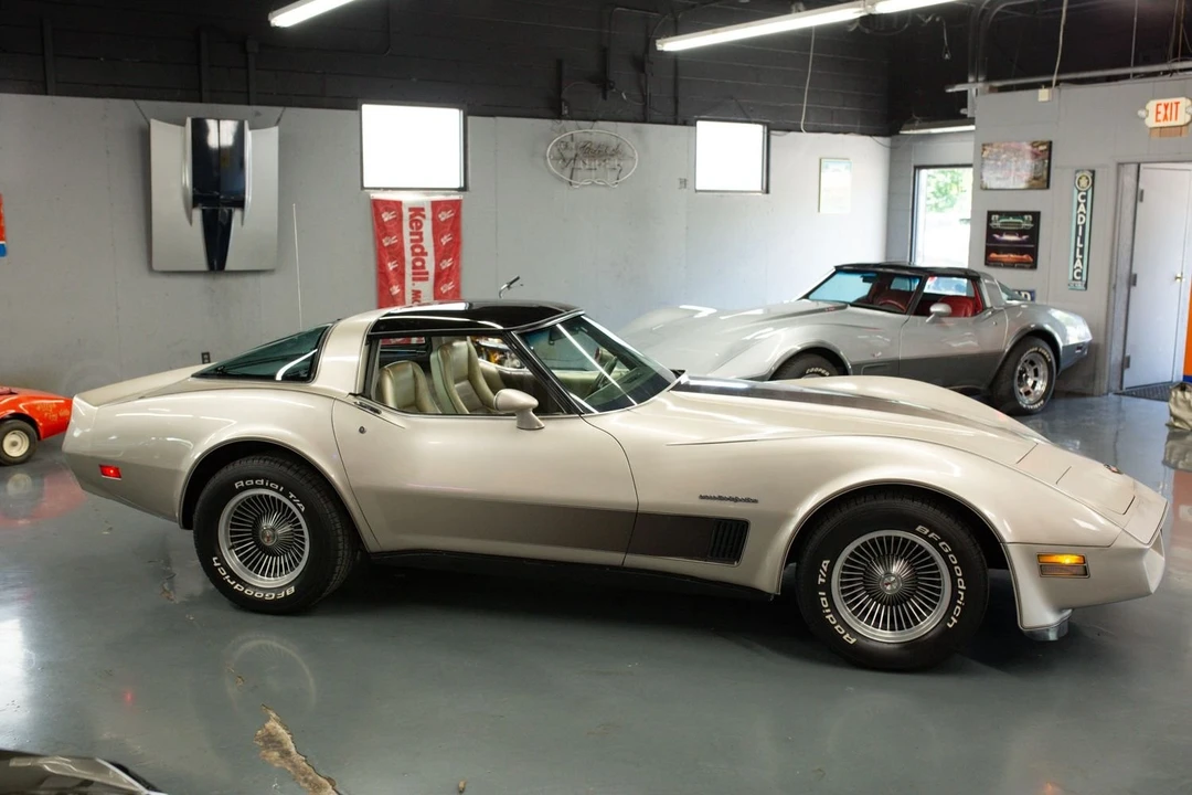1982 Chevrolet Corvette C3 - Image 5 of 18