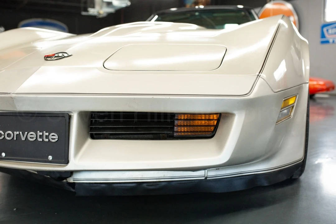 1982 Chevrolet Corvette C3 - Image 18 of 18