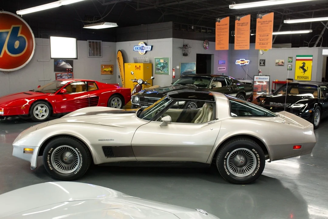 1982 Chevrolet Corvette C3 - Image 9 of 18