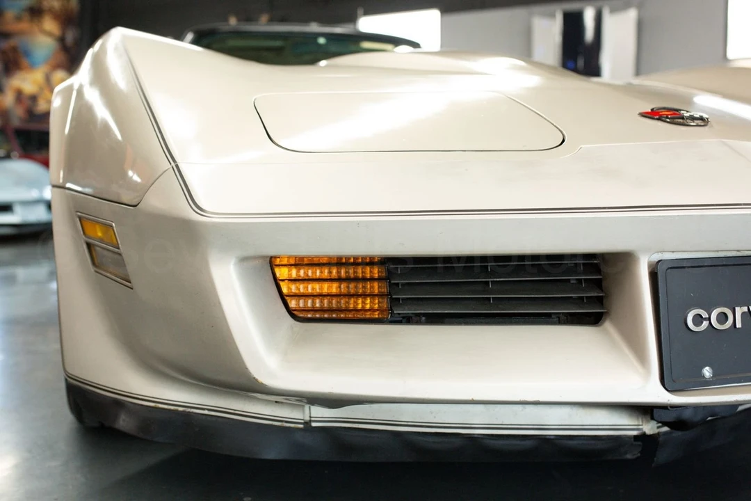 1982 Chevrolet Corvette C3 - Image 16 of 18