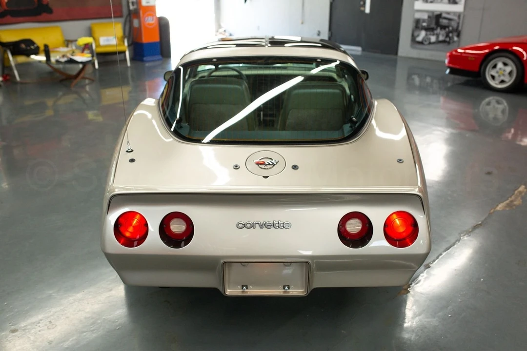 1982 Chevrolet Corvette C3 - Image 7 of 18