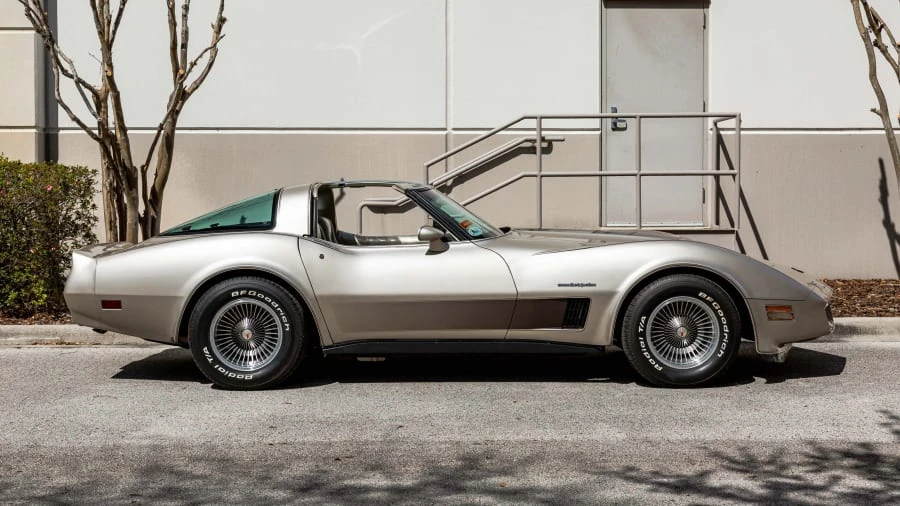 1982 Chevrolet Corvette C3 - Image 6 of 31