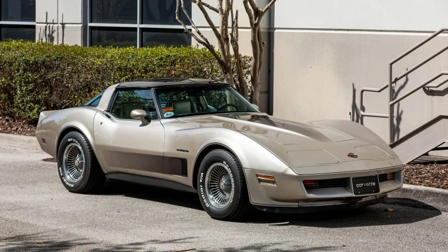 1982 Chevrolet Corvette C3 - Image 10 of 31