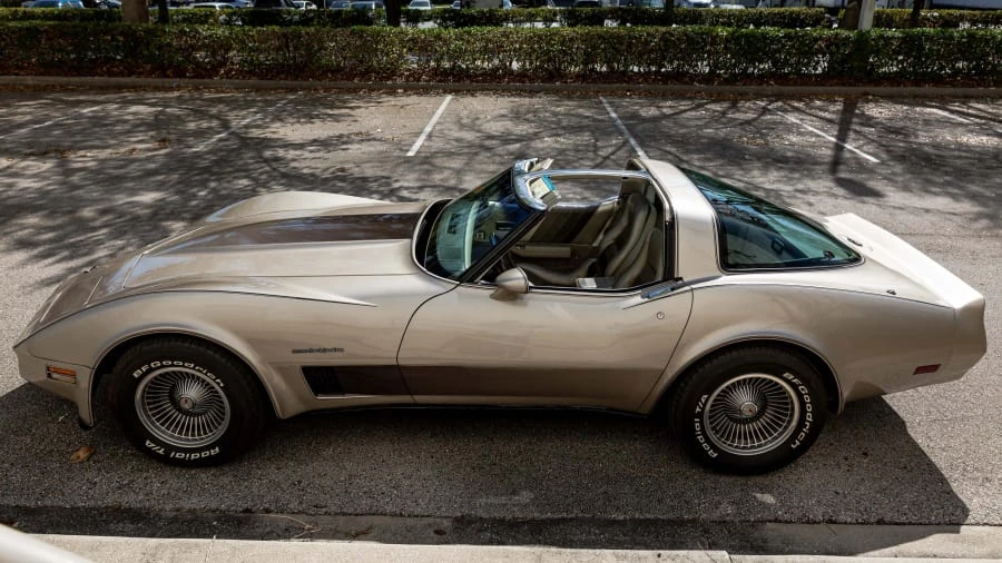 1982 Chevrolet Corvette C3 - Image 8 of 31