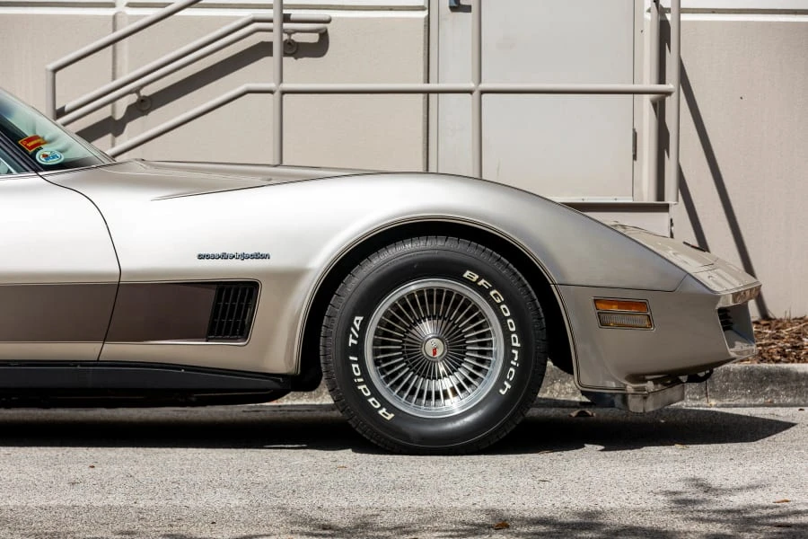 1982 Chevrolet Corvette C3 - Image 17 of 31