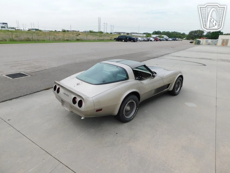 1982 Chevrolet Corvette C3 - Image 15 of 21