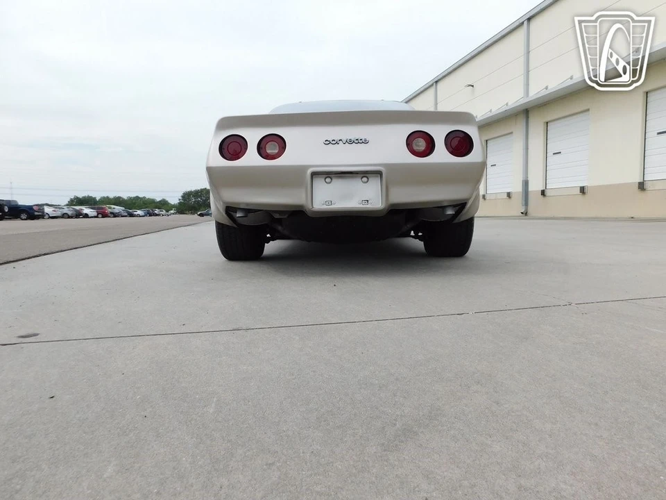1982 Chevrolet Corvette C3 - Image 18 of 21