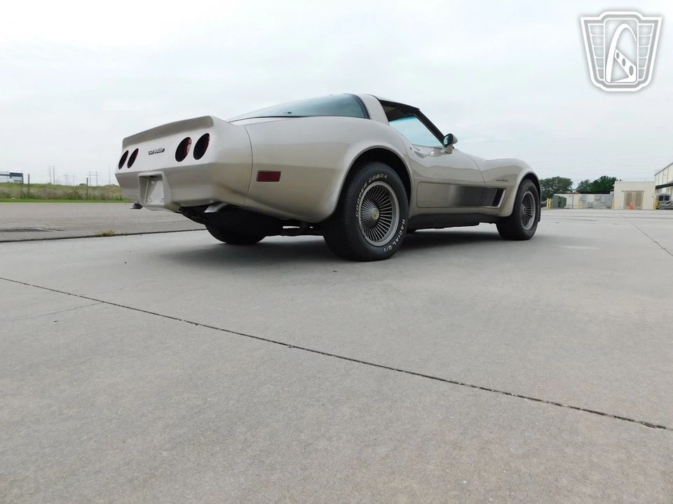 1982 Chevrolet Corvette C3 - Image 17 of 21
