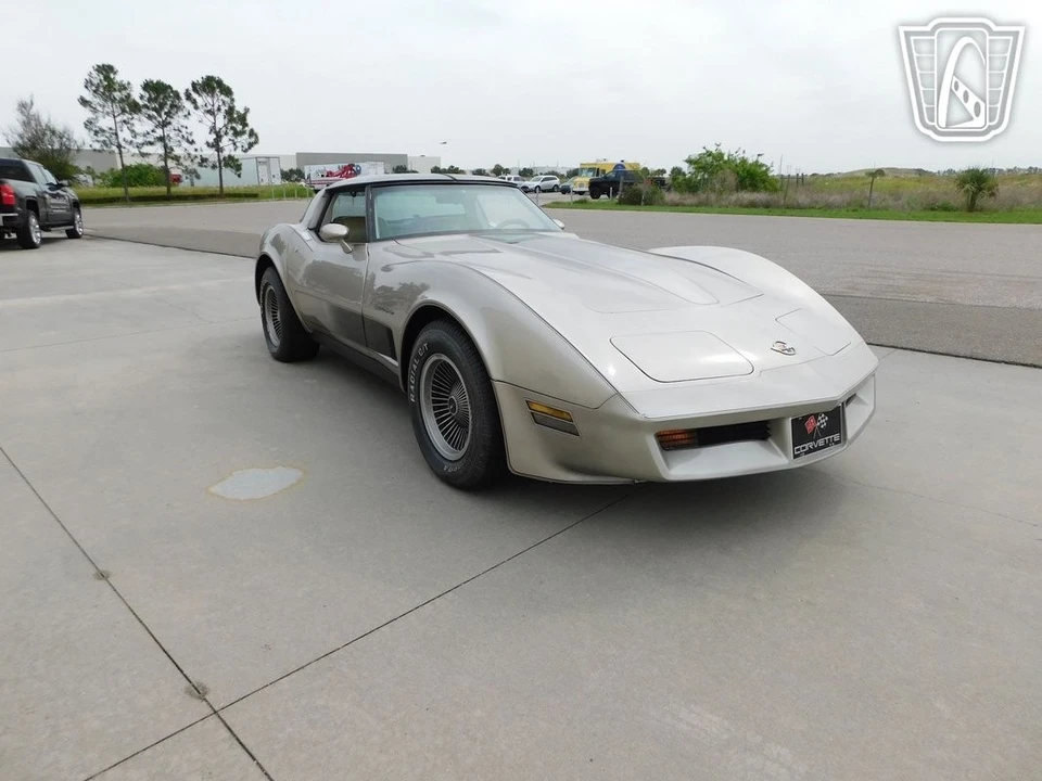 1982 Chevrolet Corvette C3 - Image 11 of 21