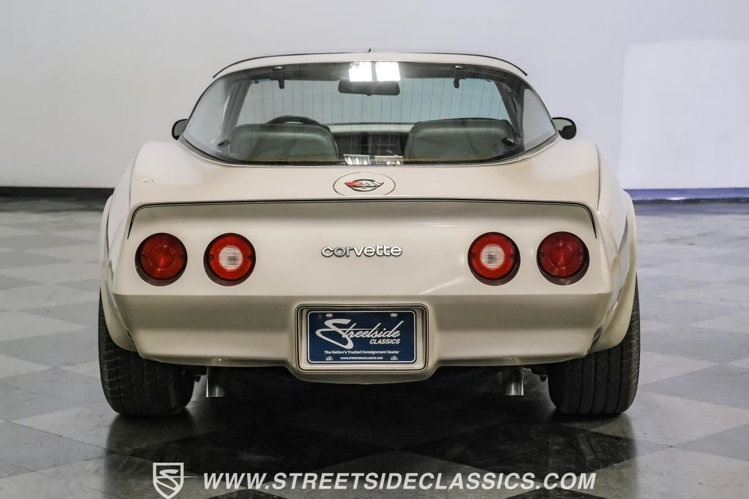 1982 Chevrolet Corvette C3 - Image 11 of 12