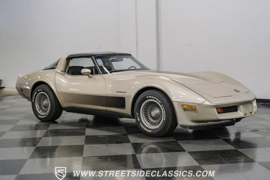 1982 Chevrolet Corvette C3 - Image 15 of 21