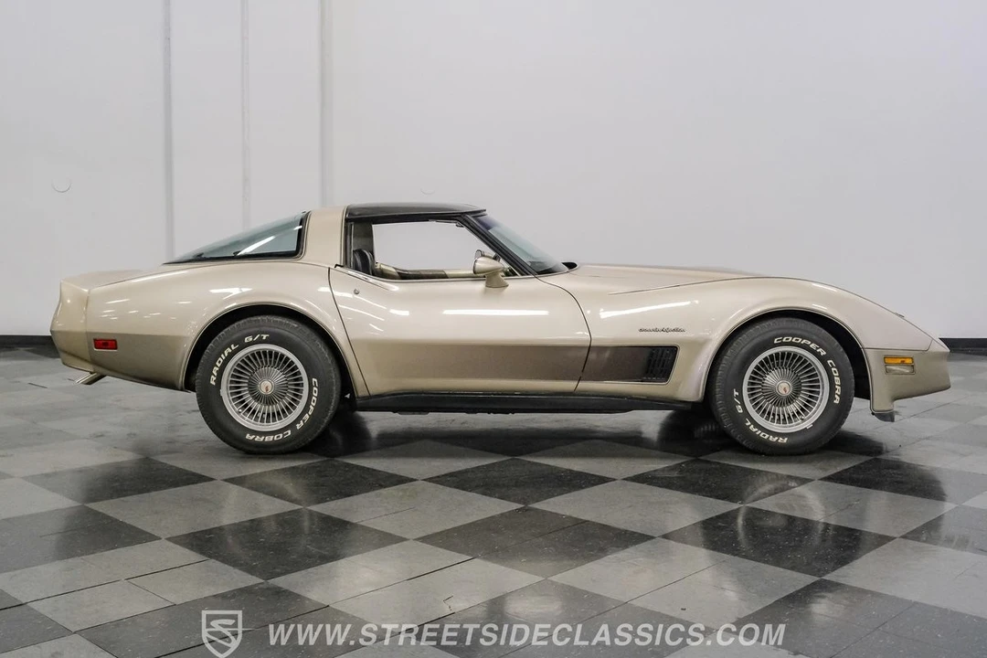 1982 Chevrolet Corvette C3 - Image 13 of 21