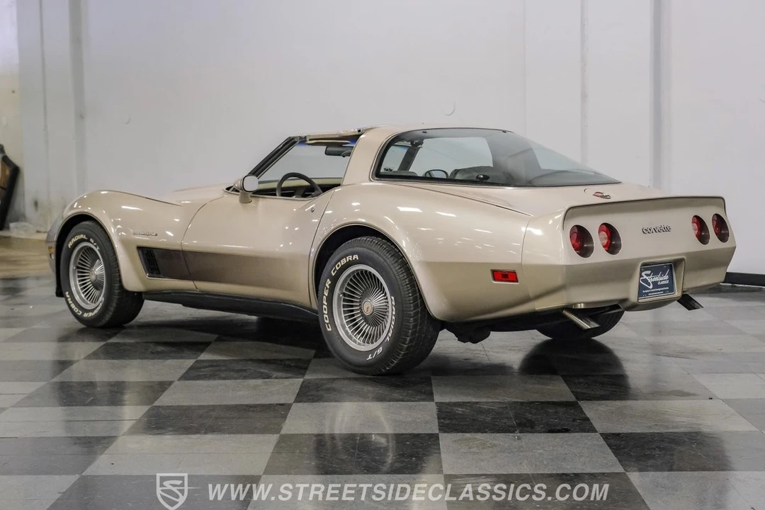 1982 Chevrolet Corvette C3 - Image 10 of 12