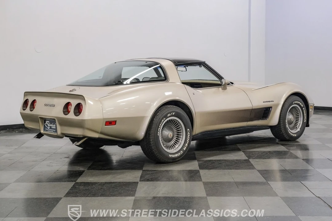 1982 Chevrolet Corvette C3 - Image 11 of 12