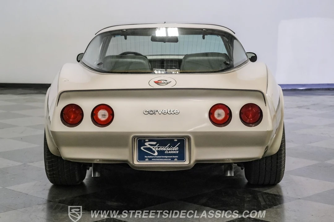 1982 Chevrolet Corvette C3 - Image 10 of 12