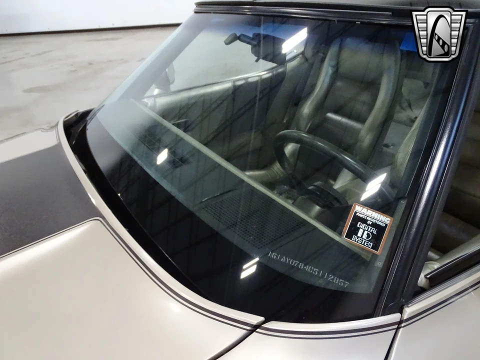 1982 Chevrolet Corvette C3 - Image 11 of 21