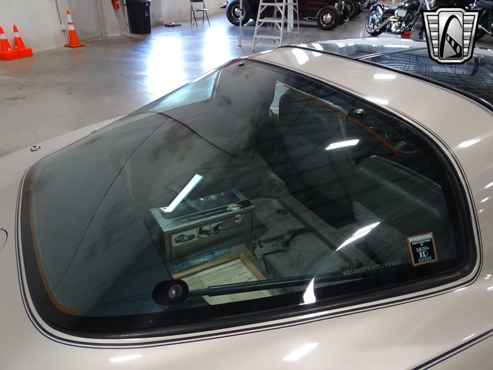 1982 Chevrolet Corvette C3 - Image 12 of 21