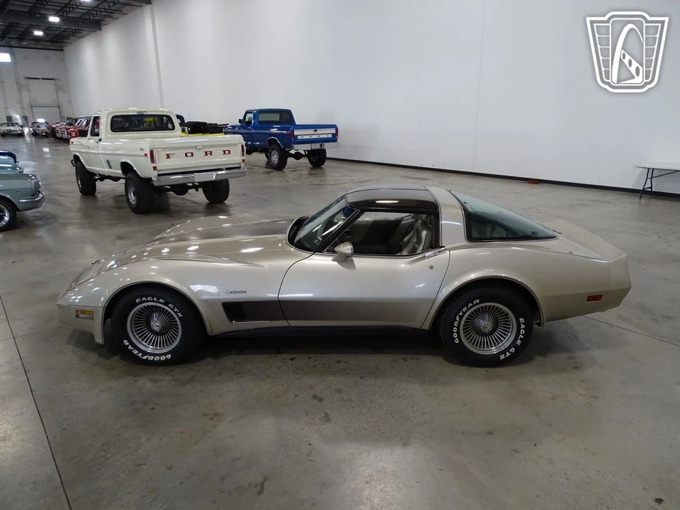 1982 Chevrolet Corvette C3 - Image 6 of 12
