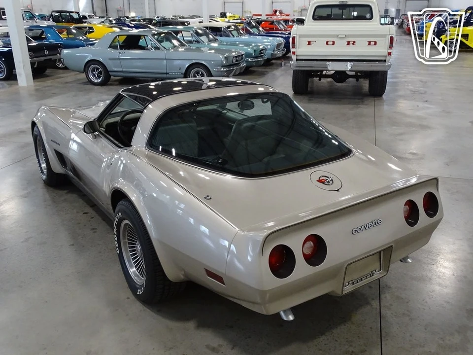 1982 Chevrolet Corvette C3 - Image 9 of 12