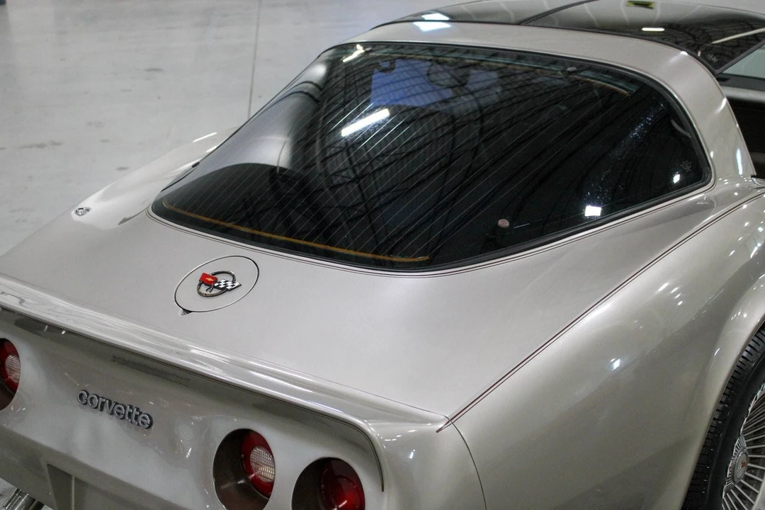 1982 Chevrolet Corvette C3 - Image 20 of 21